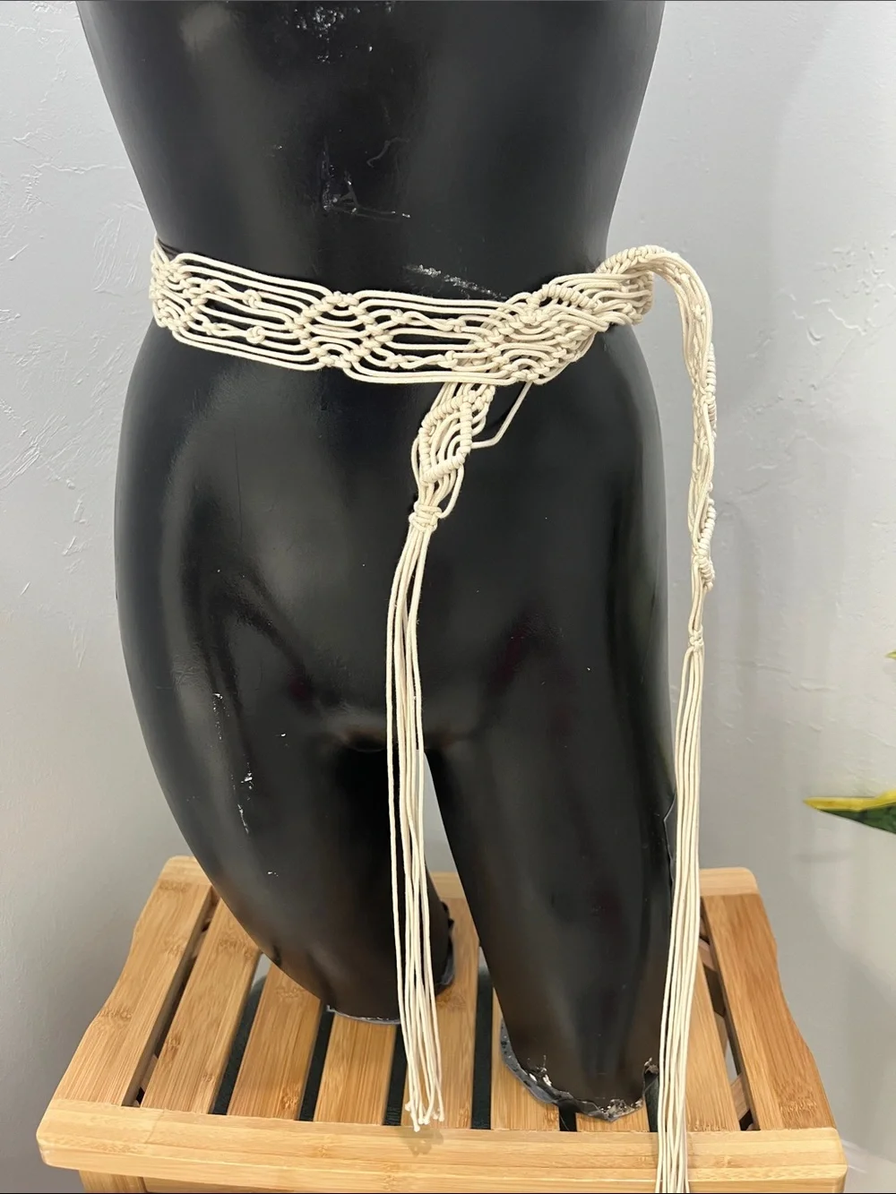 Woven Macramé Tie Belt in Cream